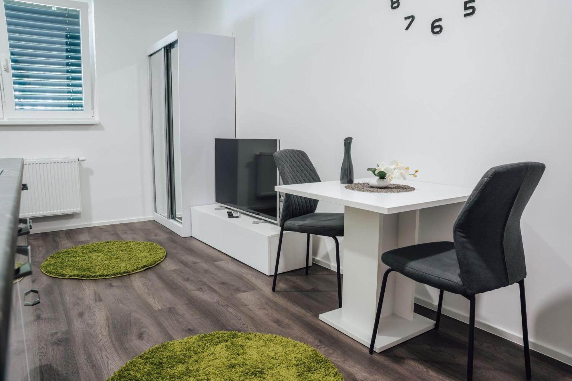 Lora & Lana Appartement *